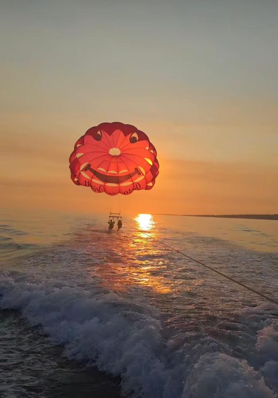 Parasailing a Torre Vado volo doppio : vola sul mare del Salento — foto 7