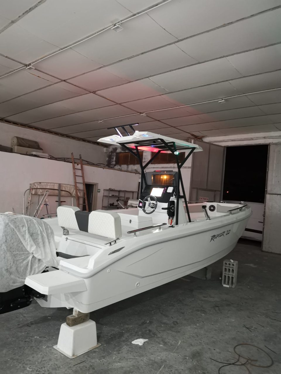 Vieni con me a provare in mare a Otranto il mio nuovo modello di barca Raptor 20 — foto 2